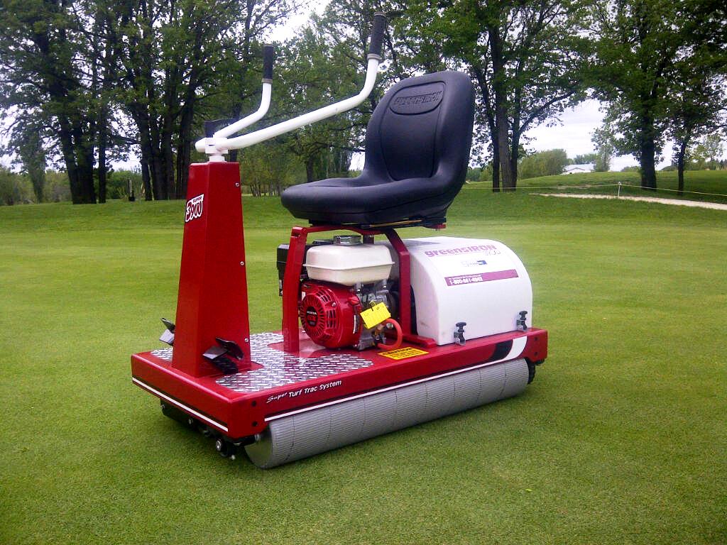 GreensIron Roller (Photo: Wood Bay Turf Technologies)