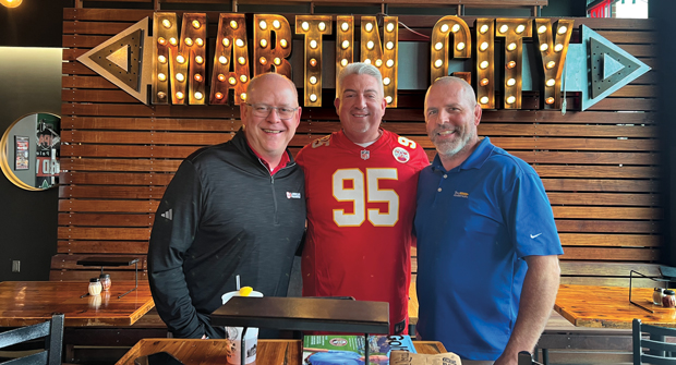 Game day in Kansas City: Hollister and Jones started a Chiefs game day off early by meeting with Tony Goldsby, Ph.D., The Andersons at Martin City Brewing Co. Bad news, the Chiefs went on to lose to the Chargers that night in Brazil. (Photo: Golfdom staff)
